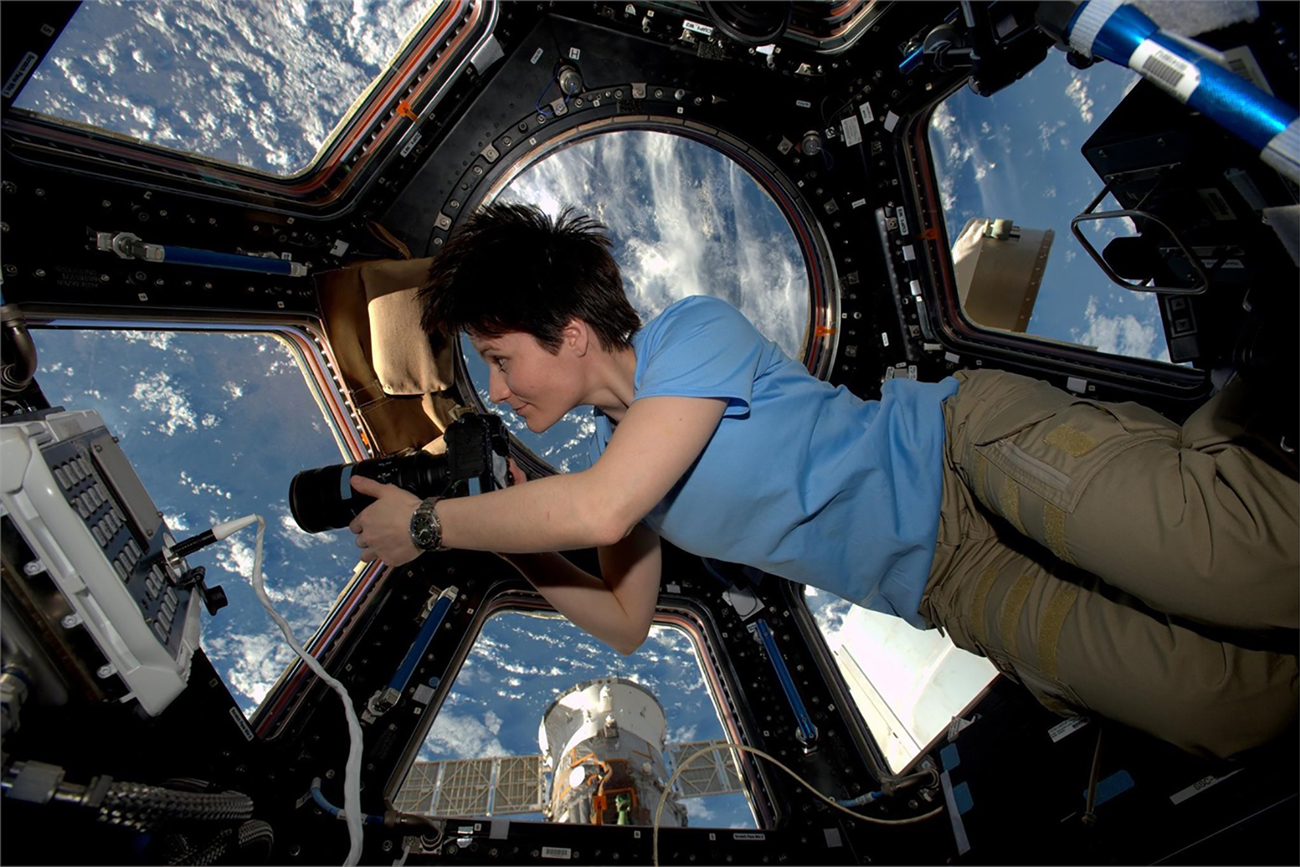 Astrosamantha a FedicScuola 2016 con il Regista Gianluca  Cerasola